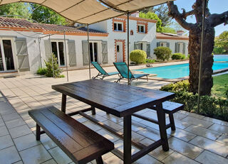  Maison à vendre 9 pièces 220 m²