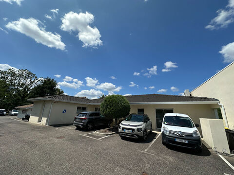 Local d'activit&eacute; Le Haillan 62 m2 650 33185 Le haillan