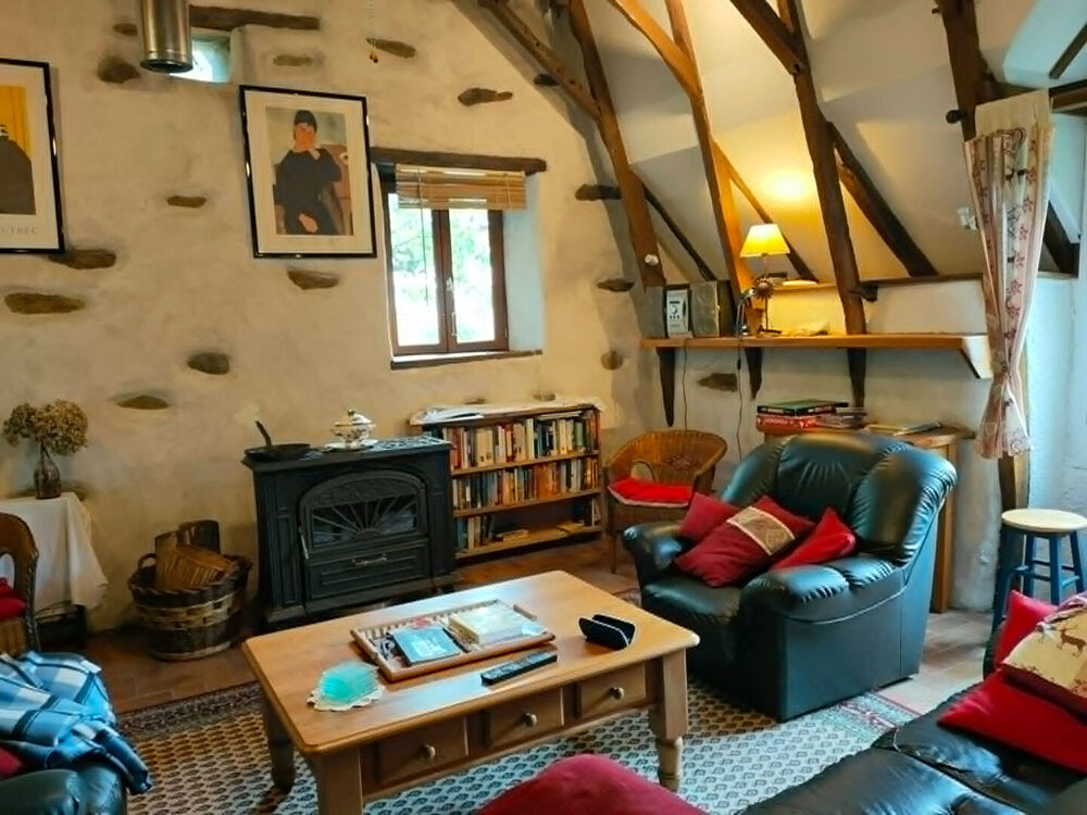En impasse, Maison en pierre 4 pièces 110 m2