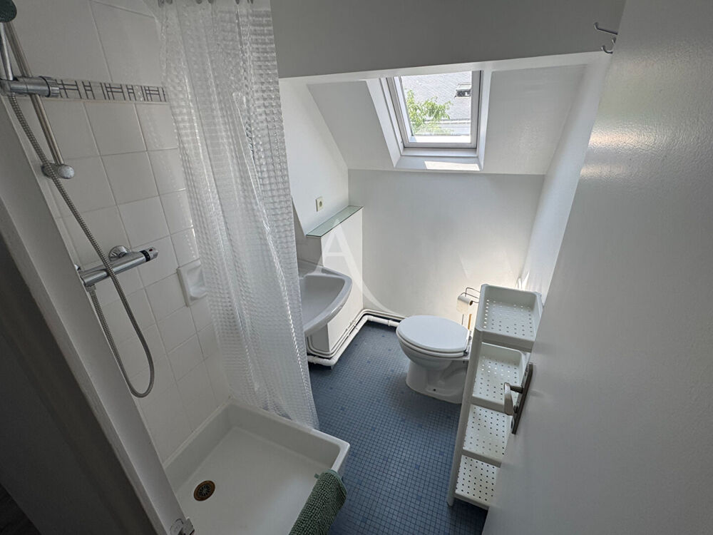 Location Appartement T2 meublé rénové - Dernier étage - Quartier Ruban Bleu Saint nazaire