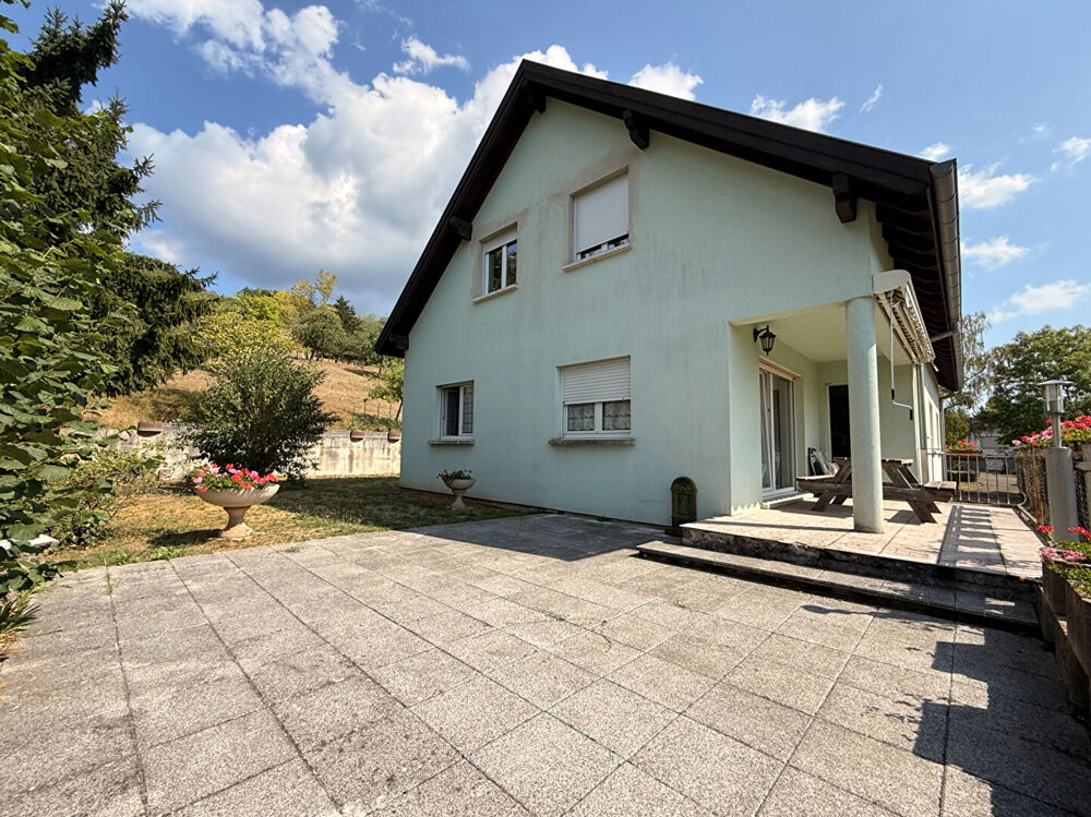 Maison 8 pièces 137 m² · à Steinbach · 137 m² · 320 000 €
