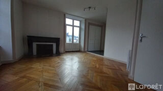  Appartement à louer 2 pièces 48 m²