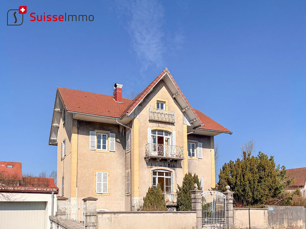 Maison de maître située à Morteau 11 pièce(s) 171.56 m2