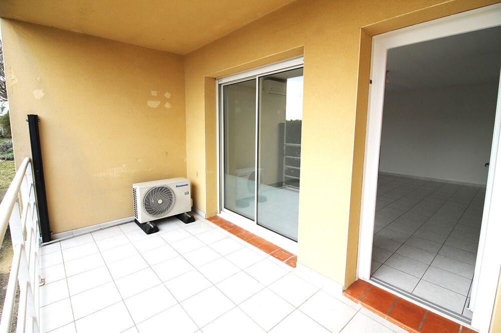 Vente Appartement NIMES GOLF VAQUEROLLES EXCLUSIVITE Joli P3 avec terrasse 8,40m² et parking en RDC dans résidence. Nimes