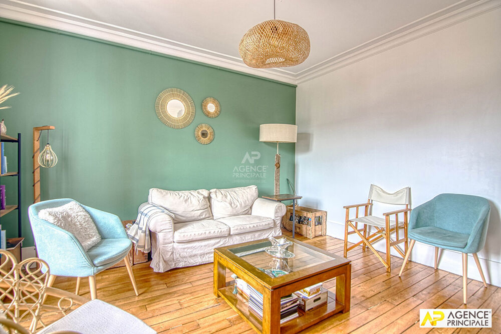 Versailles Notre-Dame Appartement 4 pièces 76 m² situé au 3ème étage avec cave