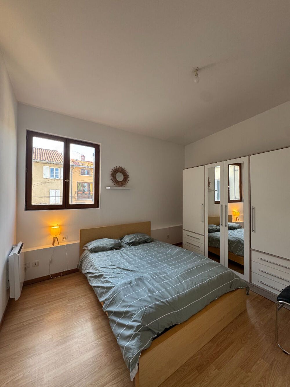 Location Appartement À louer - Appartement T2 meublé en duplex de 36 m² avec jardin privatif  Saint-Genis-Laval Saint genis laval