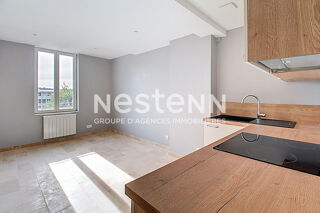  Appartement à louer 2 pièces 33 m²