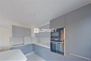  Appartement à louer 3 pièces 66 m²