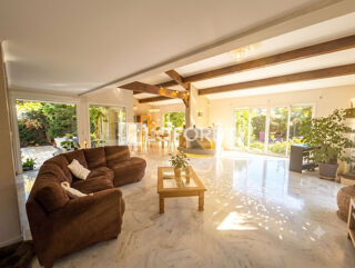  Maison à vendre 6 pièces 266 m²