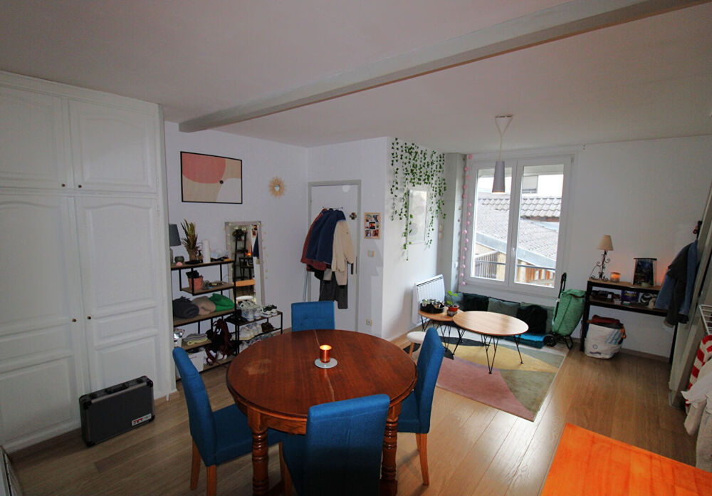 Vente Appartement Appartement Besanon 3 pice(s) 37.51 m2 (69,28 m2 sol) + cave + garage Besancon