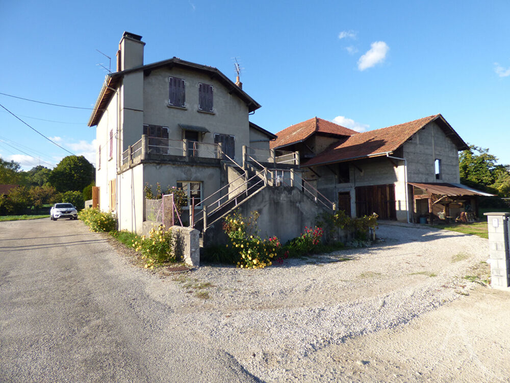 Maison 9 pièces 202 m² · à Moirans · 202 m² · 292 000 €