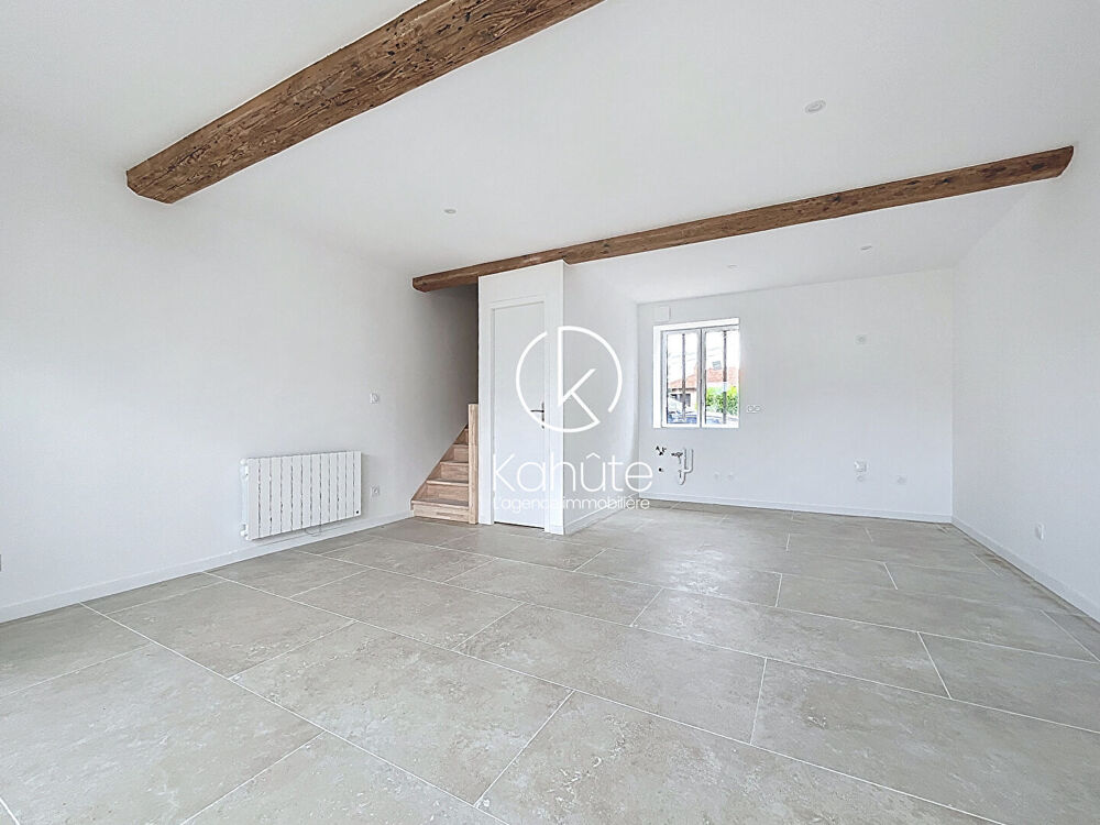 Vente Appartement à 20 minutes de Lyon, Appartement Lentilly 4 pièce(s), triplex de 91m², 3 chambres, extérieur privatif, 2 places de stationnemen Dommartin