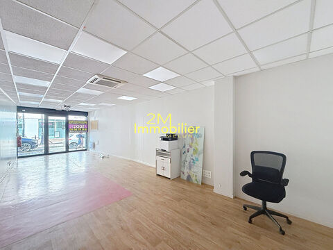 Location local commercial 45 m&sup2; avec r&eacute;serve &agrave; l'&eacute;tage ? Centre-ville de Melun 1315 77000 Melun