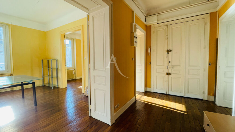 Epinal centre, appartement chaleureux .