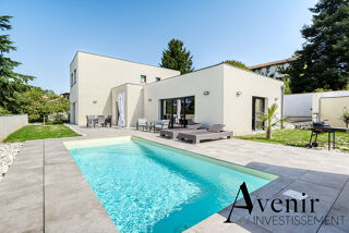  Maison à vendre 7 pièces 206 m²