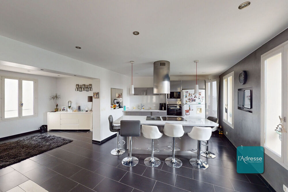 Duplex d'Exception de 150 m² : Un Esprit "Maison sur le Toit" en Plein Coeur de Nogent-sur-Marne