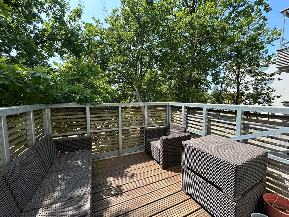NOUVEAUTE T2 - QUARTIER PELOUSIERE - 1 PLACE DE PARKING SECURISEE