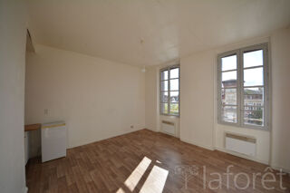  Appartement à louer 2 pièces 39 m²