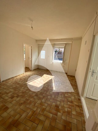  Immeuble � vendre 6 pi�ces 113 m�