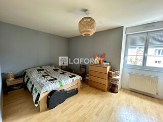  Maison à louer 4 pièces 102 m²