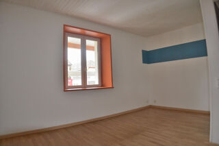  Immeuble  vendre 10 pices 350 m