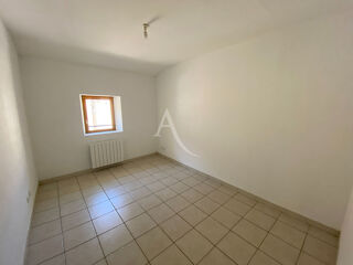  Appartement à louer 3 pièces 67 m²