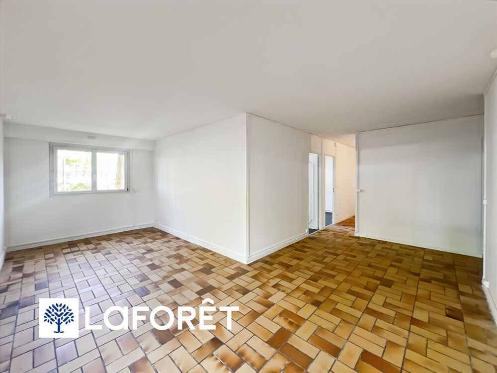 Vente Appartement Appartements 4 pièces de 66,41 m² avec cave et parking Grigny