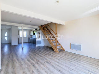  Maison à louer 4 pièces 99 m²