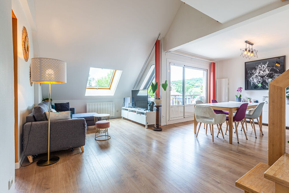 AGENCE IMMOBILIERE LAFORET - "MONSTERA" - POISY - APPARTEMENT DUPLEX T4 de 96.01m² (84,05m2 CARREZ) - DERNIER ETAGE - TERRASSE -