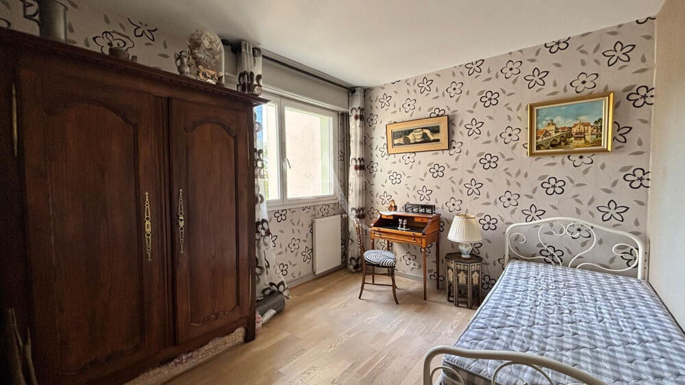Appartement LES JARDINS DE LONGCHAMP - 5 pièces avec stationnement et cave