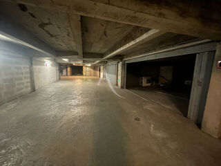  Parking / Garage à louer 55 m²