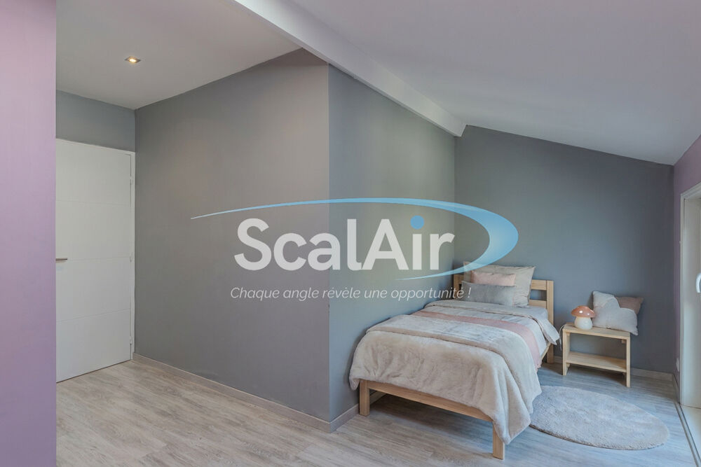 Vente Maison Pavillon familial 6 pièces de 110 m² avec piscine chauffée Saint joseph