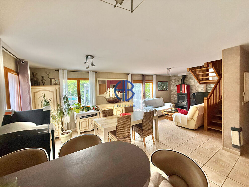 Vente Maison Maison 144m2 (4/5 ch) dans environnement hyper calme- 1500m2 terrain Le pont de beauvoisin