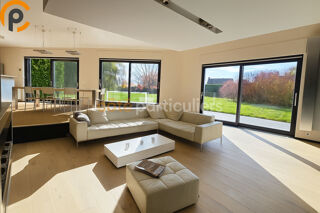  Maison � vendre 8 pi�ces 231 m�