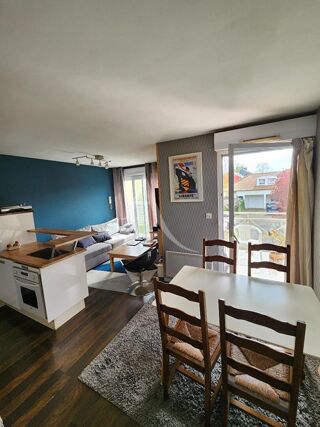  Appartement à louer 2 pièces 33 m²