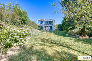 Maison 6 pièces 130 m² · à Versailles · 130 m² · 1 299 000 €