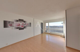  Appartement  vendre 4 pices 80 m