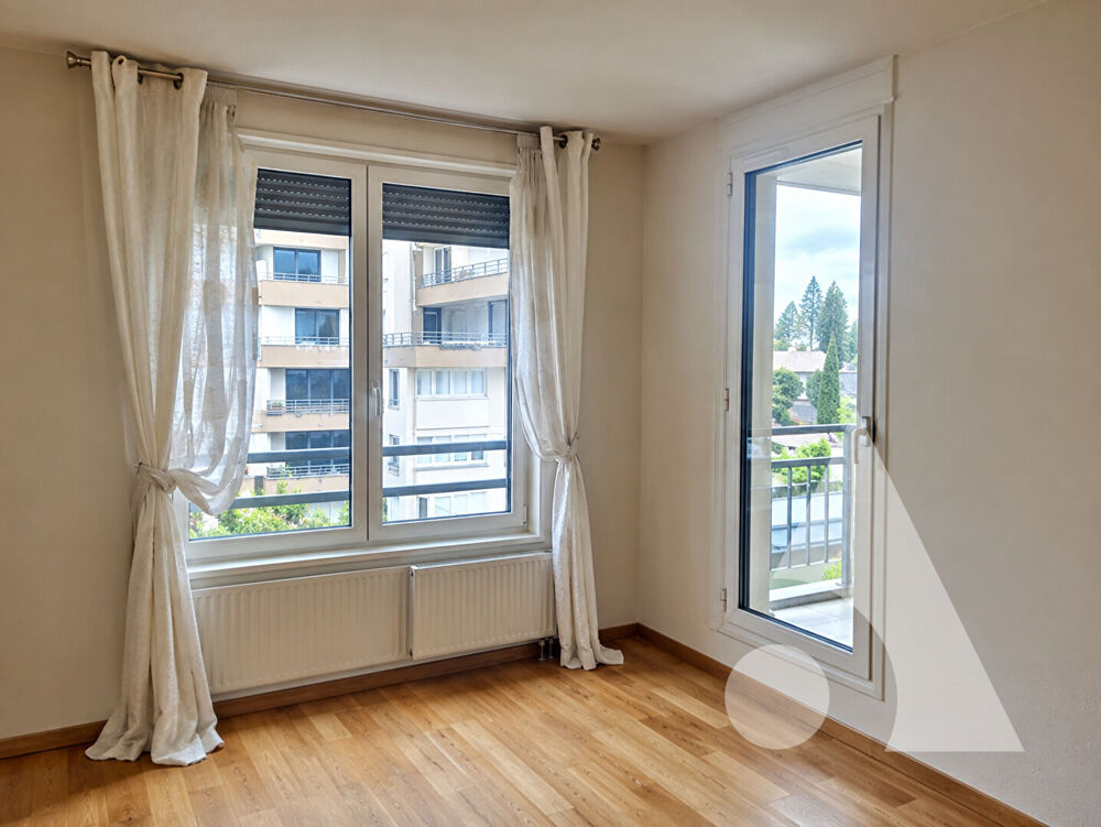 à vendre  Appartement Divonne-les-Bains (01220)