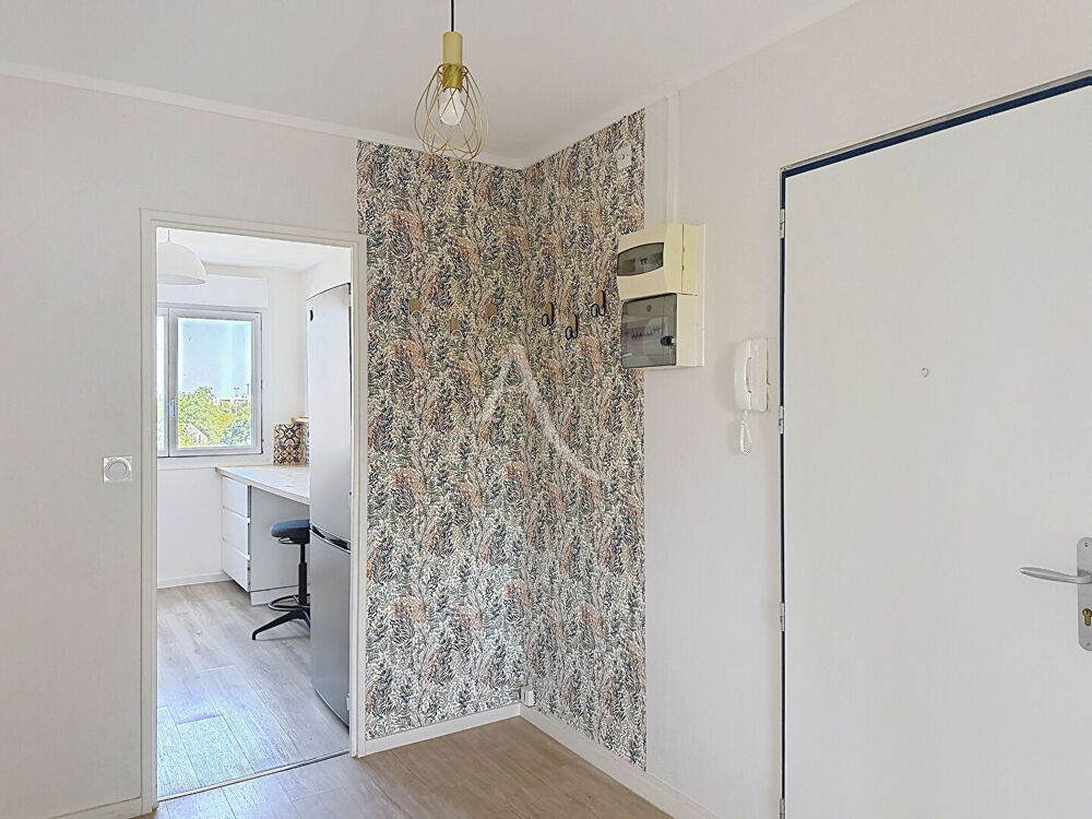 Appartement Les Ponts De Ce 3 pièce(s) 68 m2