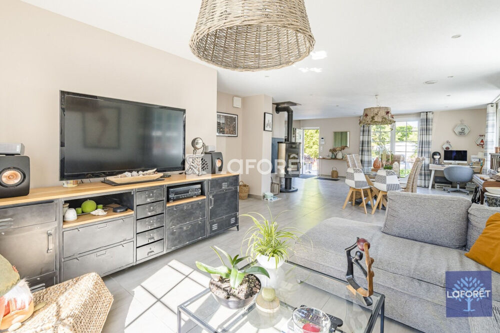 Vente Maison BASOCHE MAISON AVEC PISCINE Les pavillons sous bois