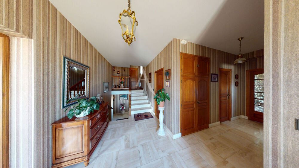 Vente Maison GRANDE MAISON 6/7 CHAMBRES ET DEPENDANCES A CISSE Cisse