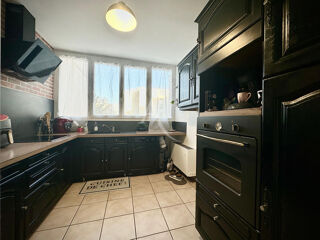  Appartement  vendre 3 pices 77 m