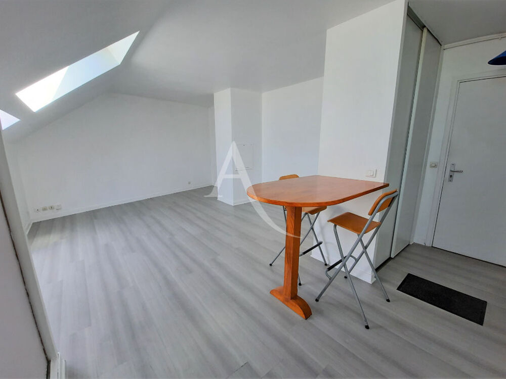 Location Appartement Appartement Pontoise - 1 pice(s) - 30.39 m2 Pontoise