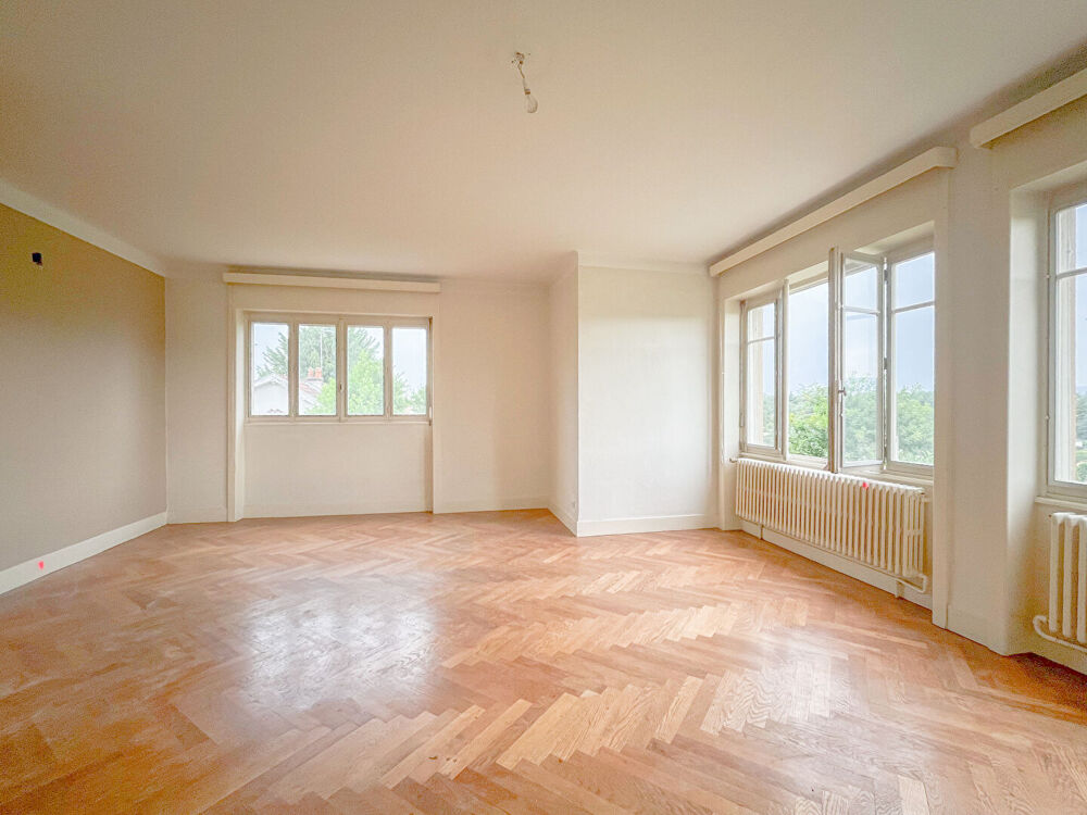 Vente Appartement CHARBONNIERES LES BAINS - APPARTEMENT TYPE 4 Charbonnieres les bains