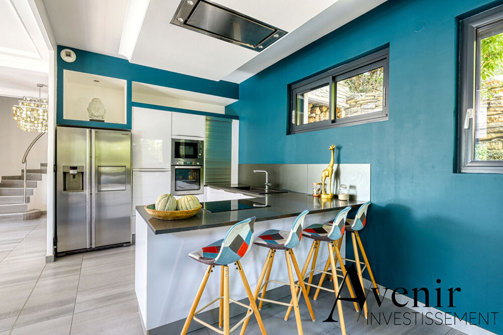 à vendre  Maison Saint-Cyr-au-Mont-d'Or (69450)