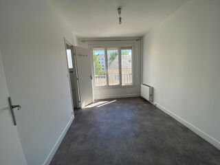  Appartement à louer 2 pièces 46 m²