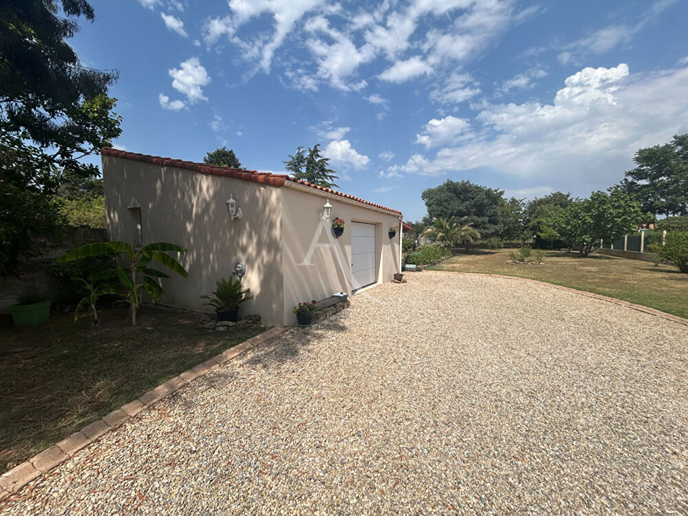 Vente Maison Maison Machecoul Saint Meme 9 pièce(s) 152 m2 Machecoul saint meme