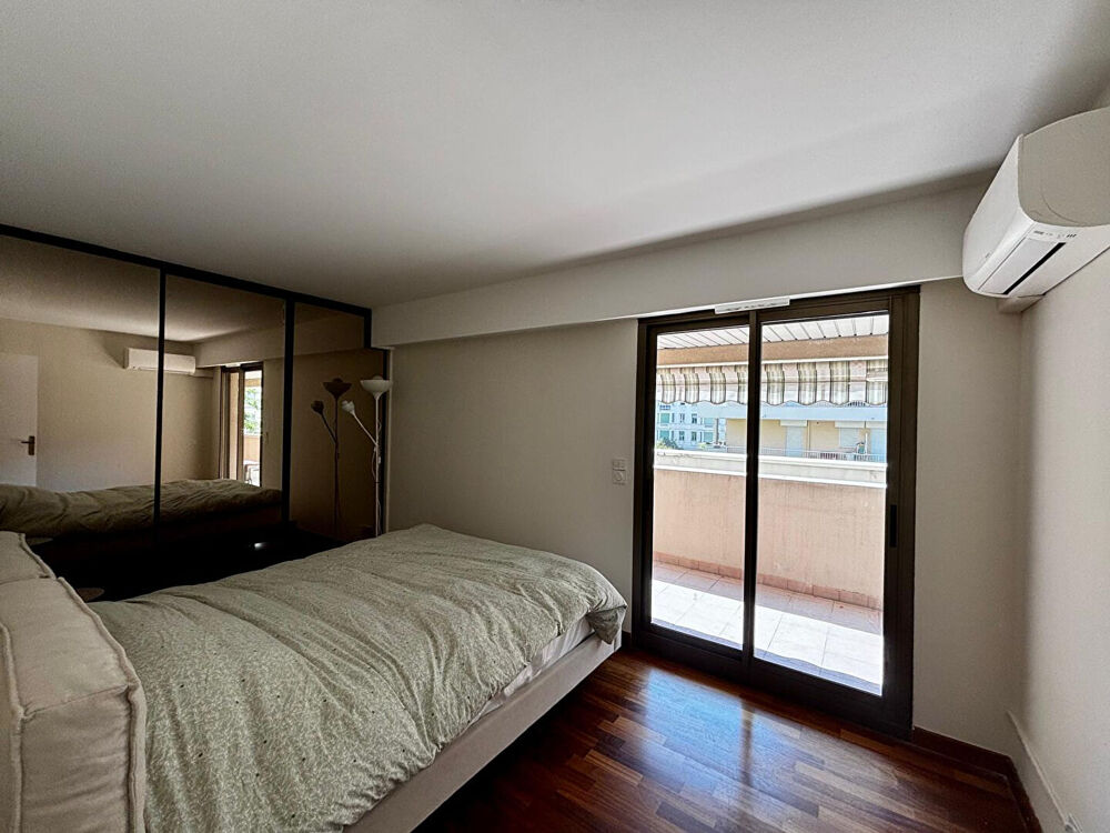 Location Appartement APPARTEMENT 3 PIECES AVEC TERRASSE - RUE DE FRANCE Nice