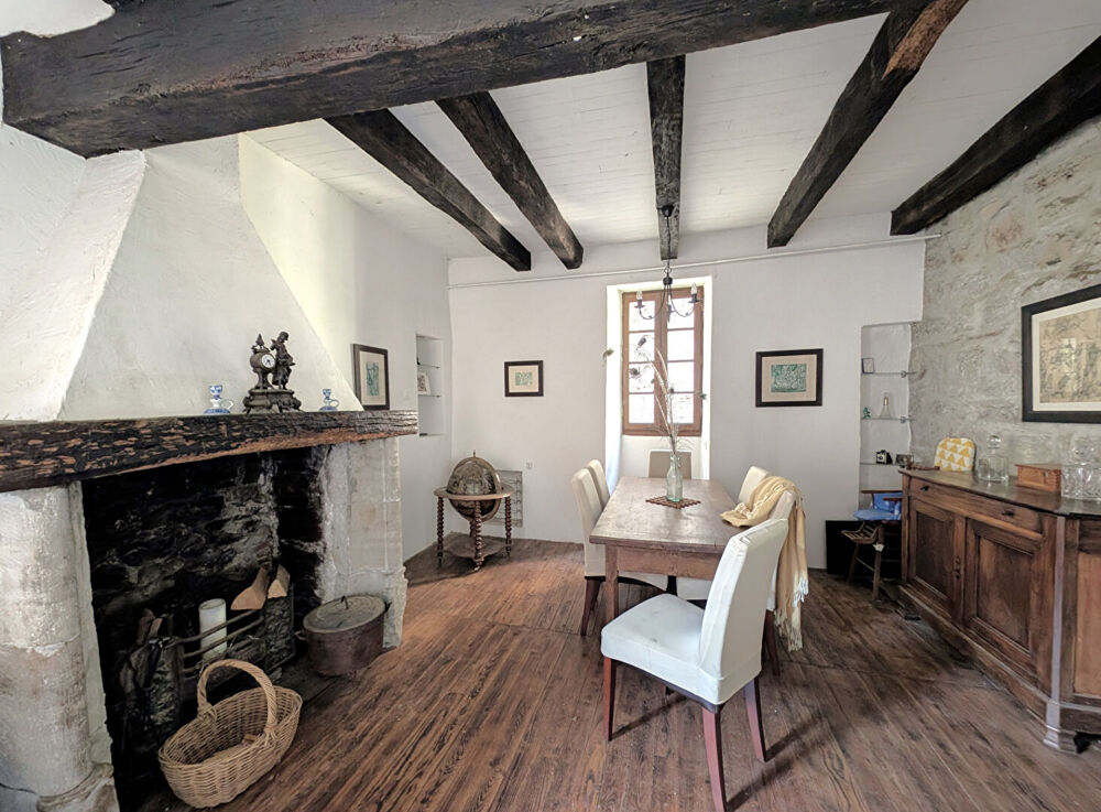 Une très belle maison pleine de charme, idéale pour les vacances!