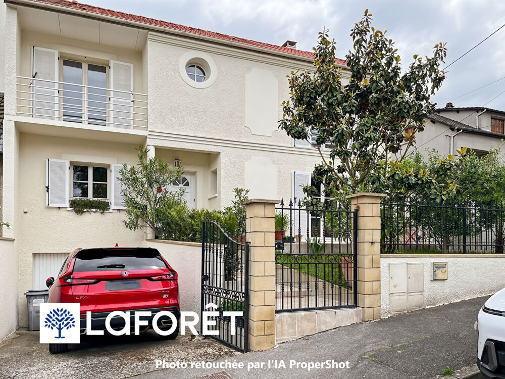Maison spacieuse de 128m² 4 chambres secteur LAC - Réf. 16411